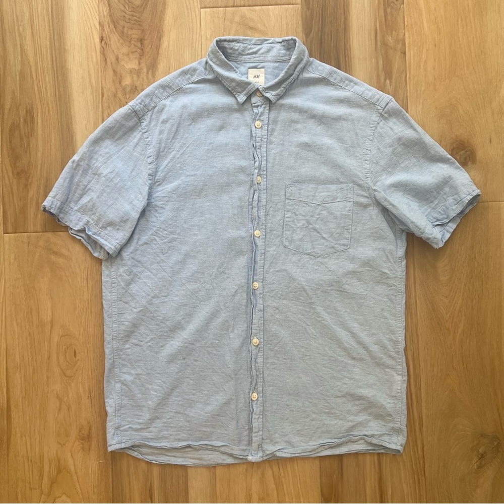 H&M Blue Casual Button Down Shirt Regular Fit Size Medium